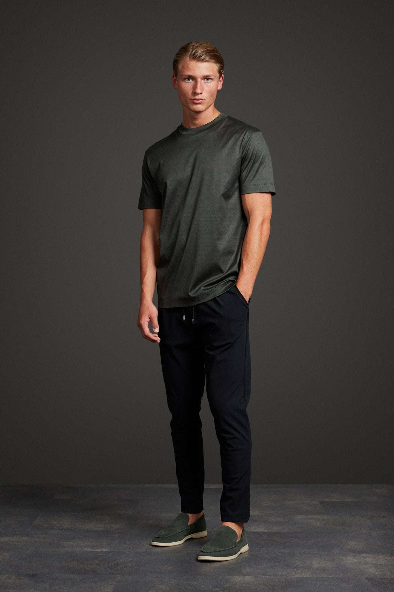 T-shirt vert foncé T-shirt vert foncé